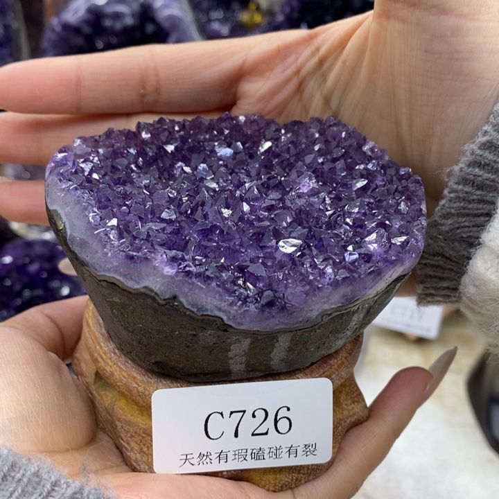 水晶大型摆件（非配饰）未镶嵌