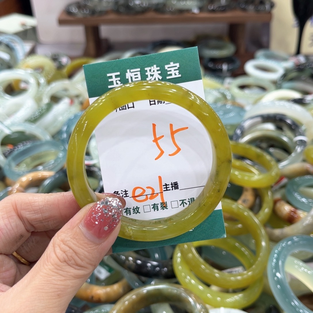 未镶嵌蛇纹石玉手镯手镯