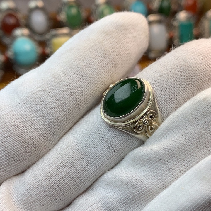 和田玉（碧玉）戒指足银镶嵌
