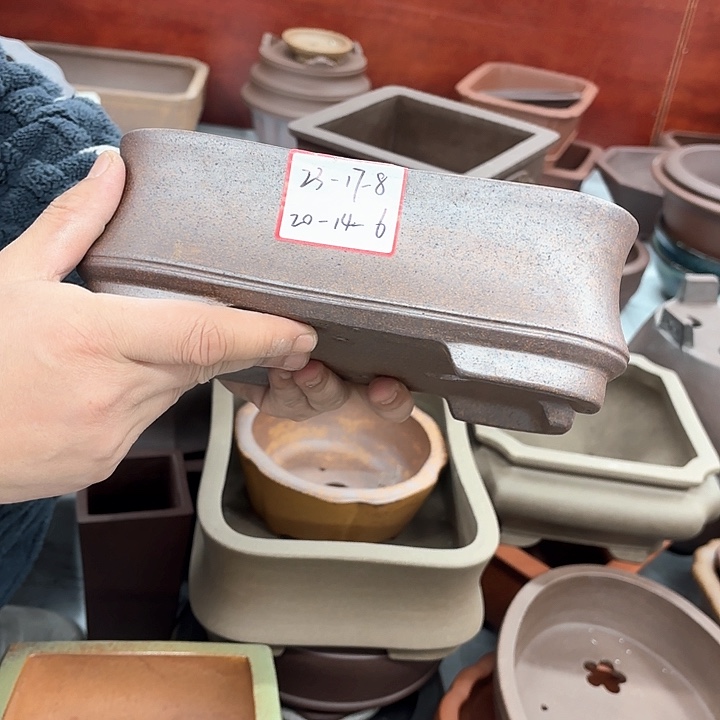 紫砂花盆紫砂的颜色很好看呀