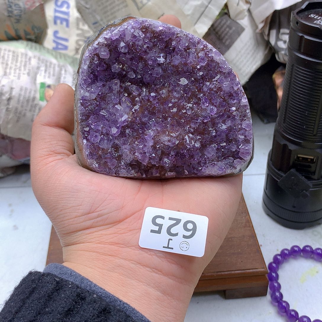 紫晶大型摆件（非配饰）未镶嵌