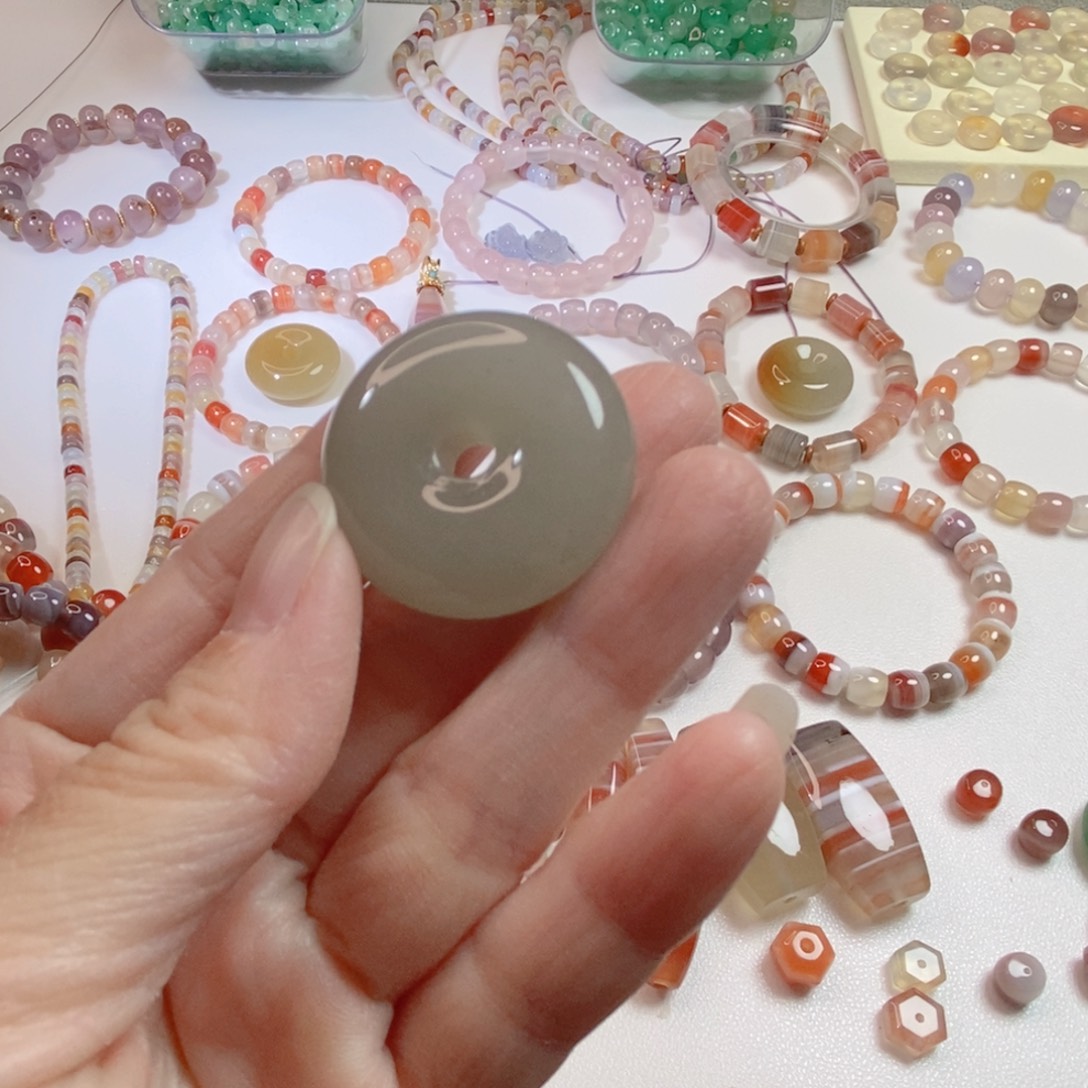 东陵石未镶嵌平安扣