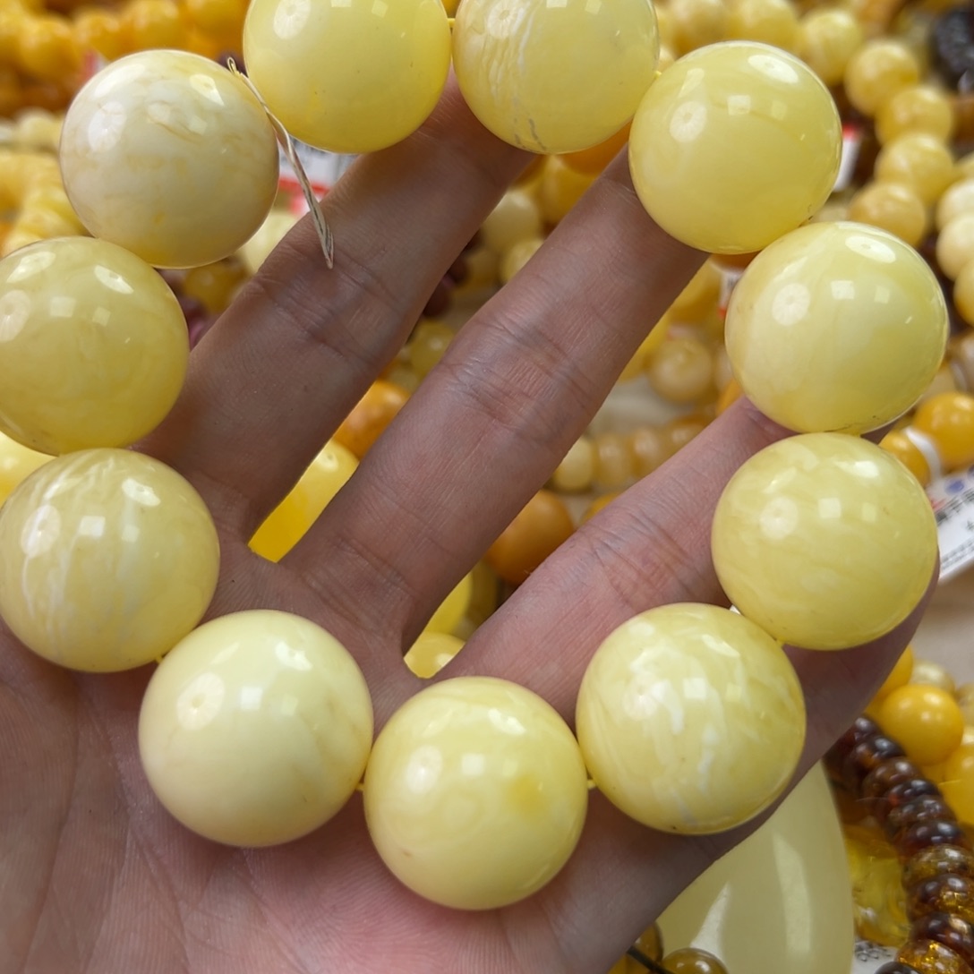 琥珀珠宝奇石未镶嵌