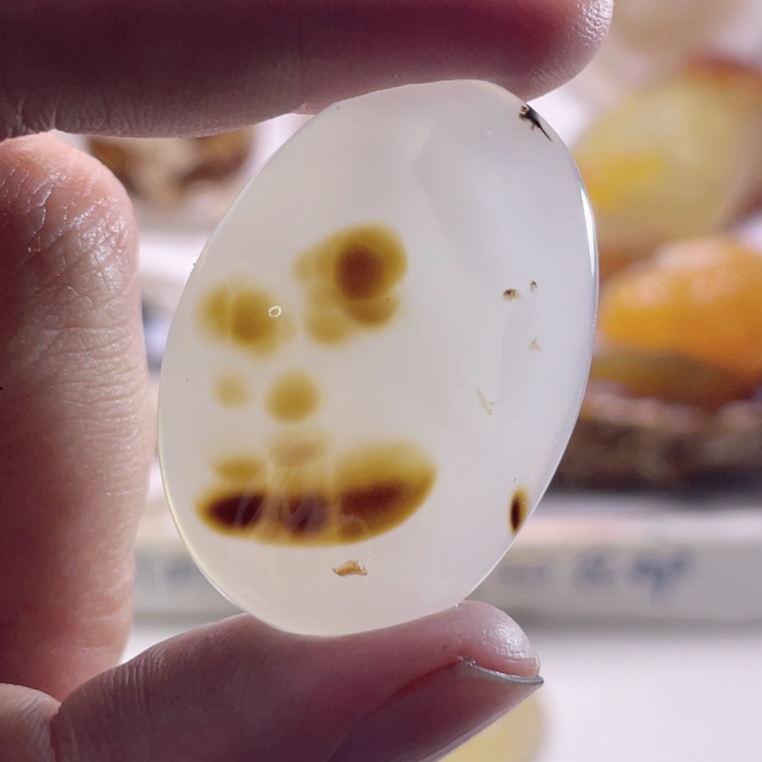 玛瑙/玉髓未镶嵌珠宝奇石