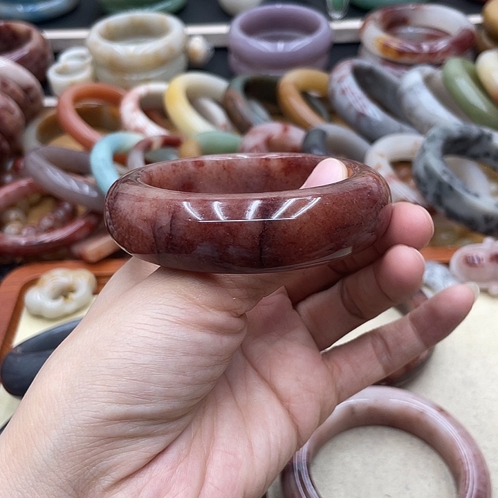 石英质玉圈口57未镶嵌浅****