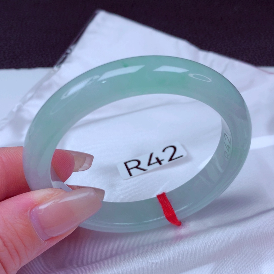 翡翠未镶嵌手镯手镯