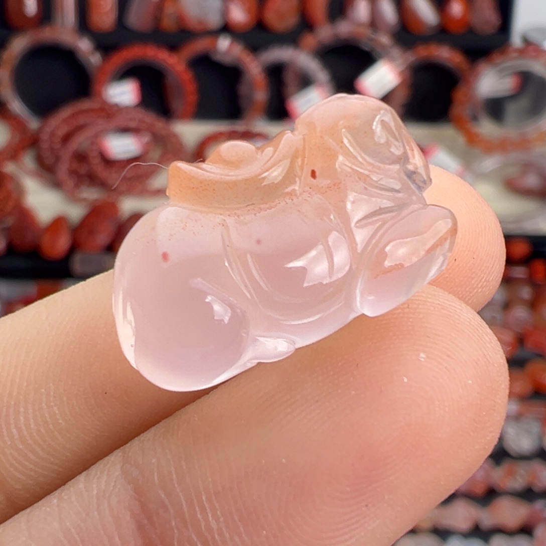 南红玛瑙未镶嵌颈饰唐马