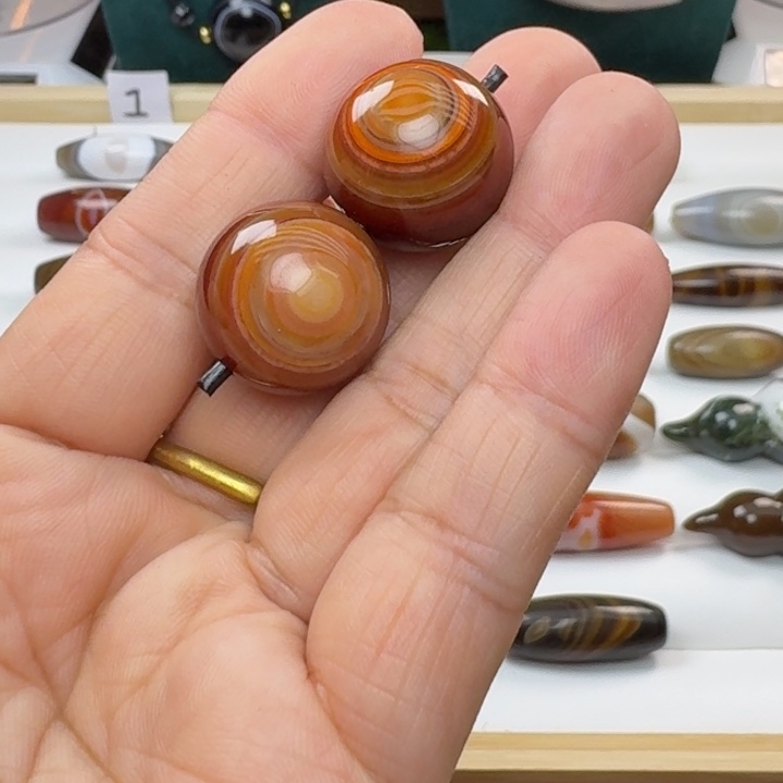 玛瑙/玉髓颈饰未镶嵌行**涯