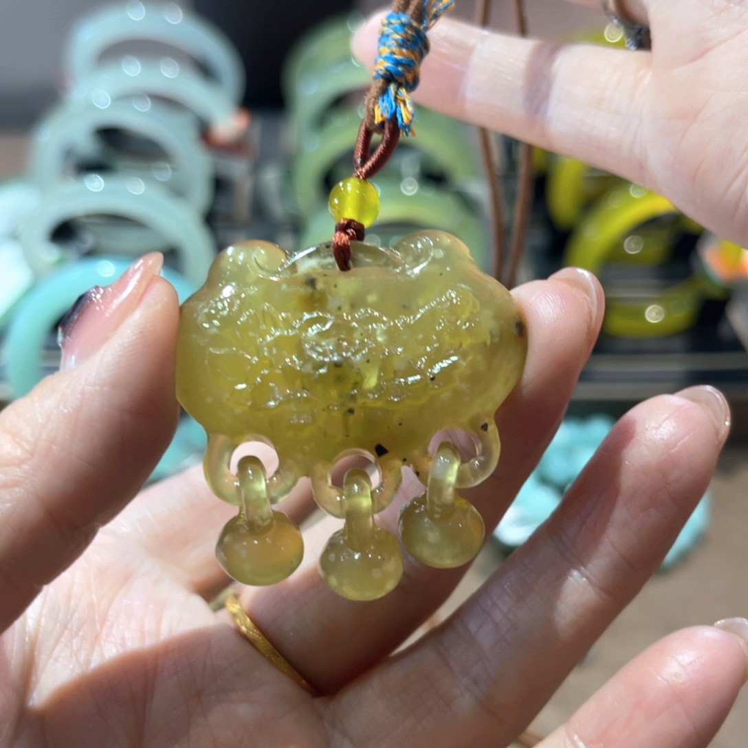 蛇纹石玉手链未镶嵌