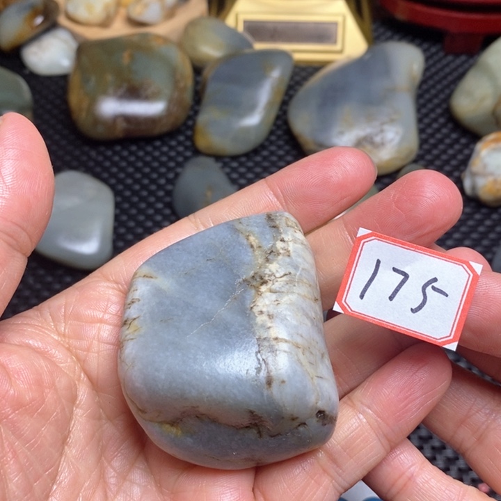 未镶嵌和田玉把件175