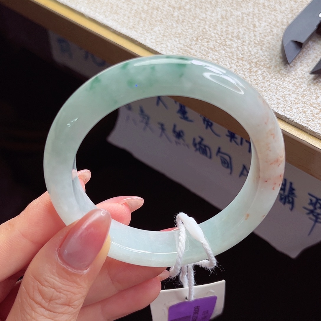 翡翠未镶嵌手镯手镯