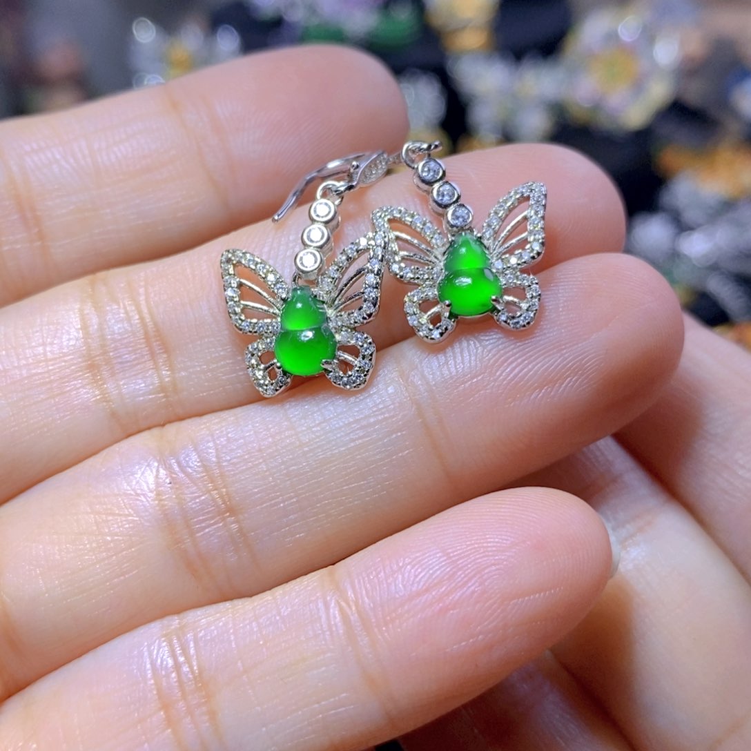 翡翠银S925镶嵌耳钉天然翡翠