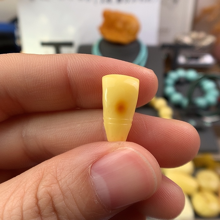 琥珀未镶嵌颈饰18三通