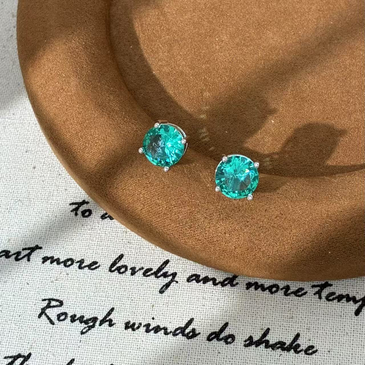 铜合金合成锆石耳饰 远远（YY351）经典蓝色时尚简约豪华蓝耳钉