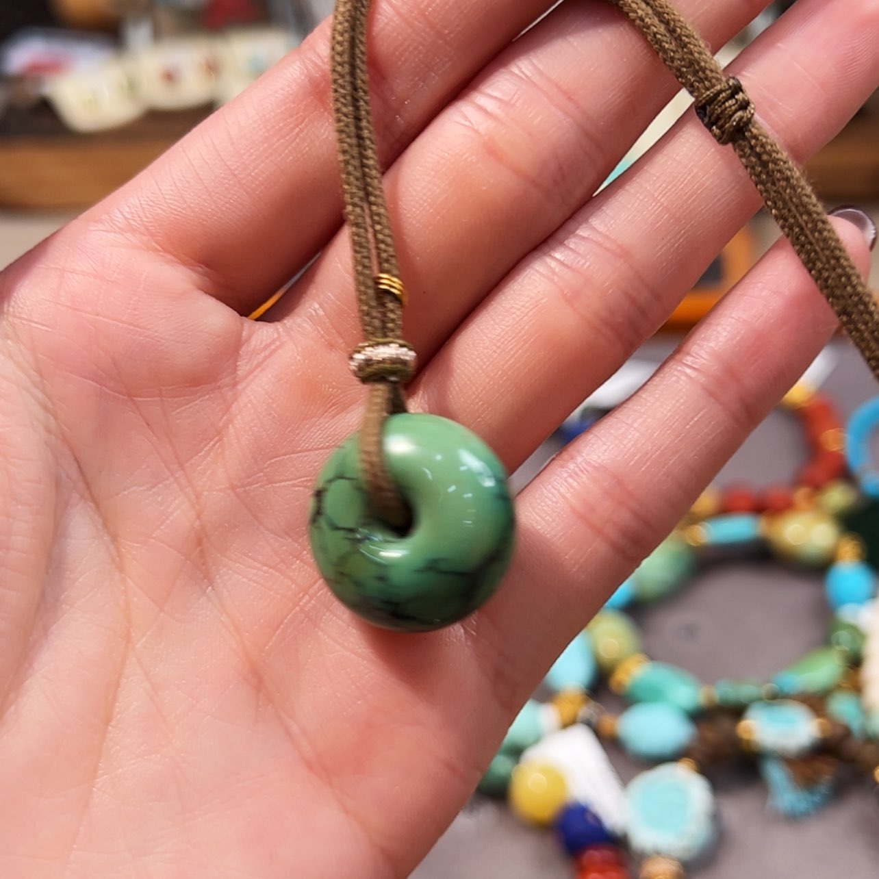 【闪购商品】18K金镶嵌绿松石颈饰