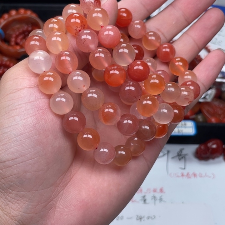 南红玛瑙未镶嵌手链