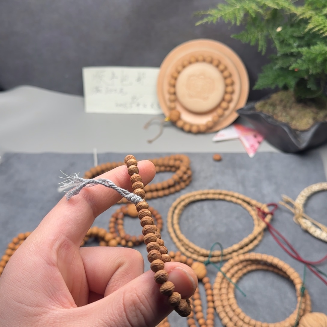 柏香籽/百香籽吊坠于**灬酸枣核凤眼