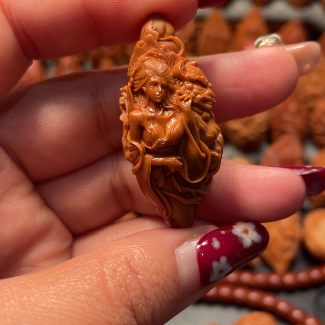 【闪购商品】手串/手链橄榄核老*美女