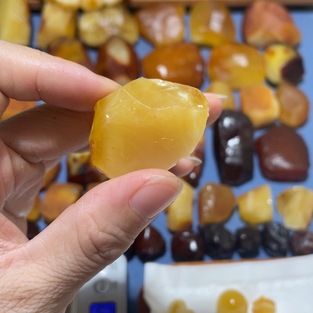 二***棍定制蜜蜡未镶嵌珠