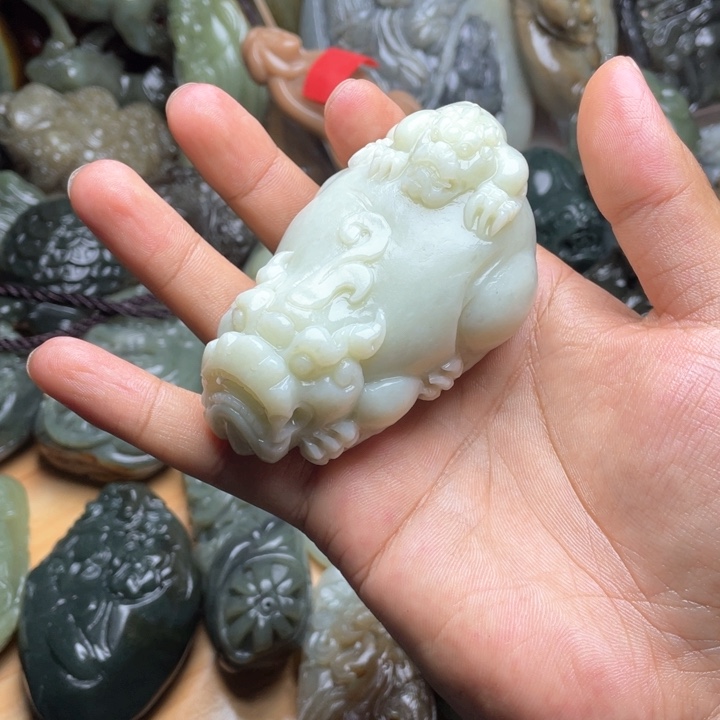 和田玉未镶嵌挂件笑***！