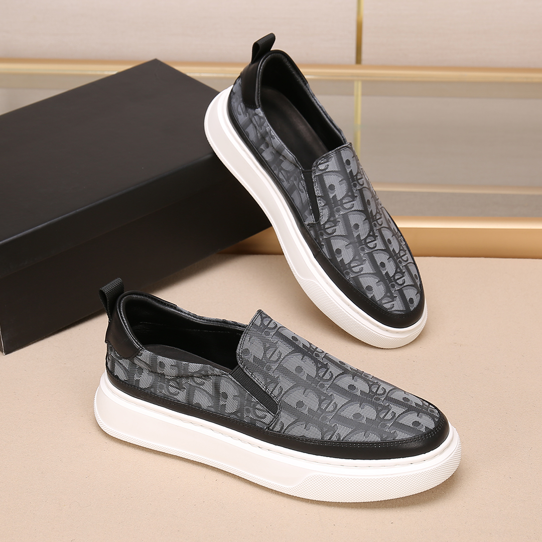 春夏新款时尚休闲鞋透气低帮乐福鞋夏季男鞋高端百搭皮布鞋单鞋