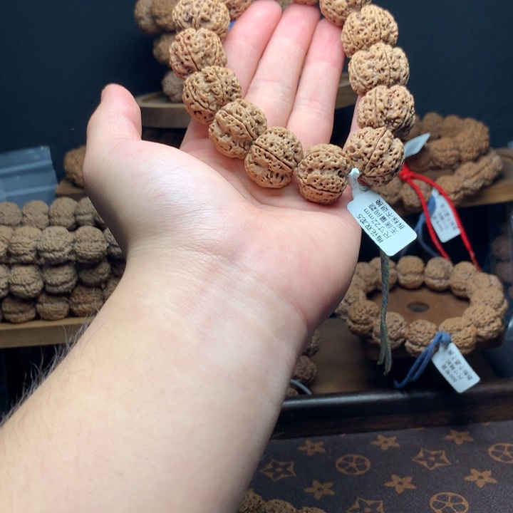 金刚菩提吊坠古龙蜂窝梅花双龙头货22mm