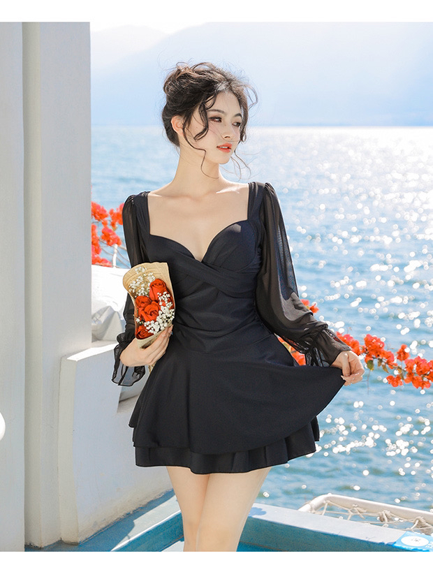 简约高级长袖泳衣女连体裙式大码胖mm200斤性感大胸显瘦遮肚温泉