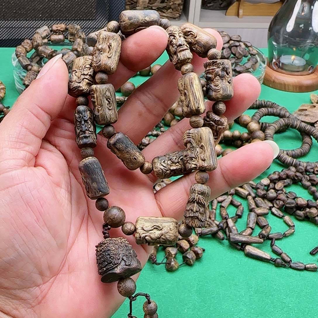 沉香木手串海南白棋十八罗汉