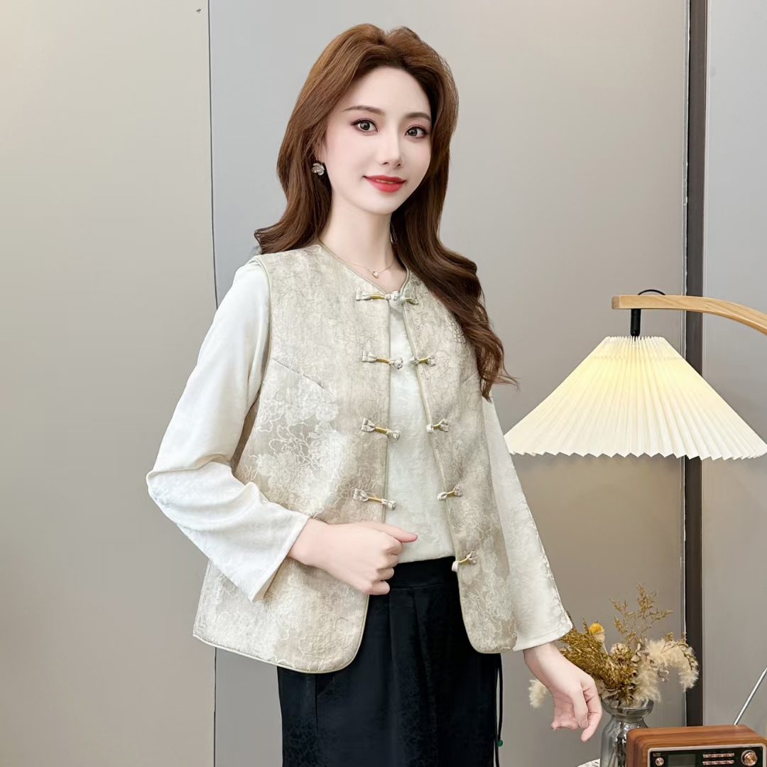 2025新款春秋国风圆领盘扣马甲女新中式提花气质坎肩马夹外套