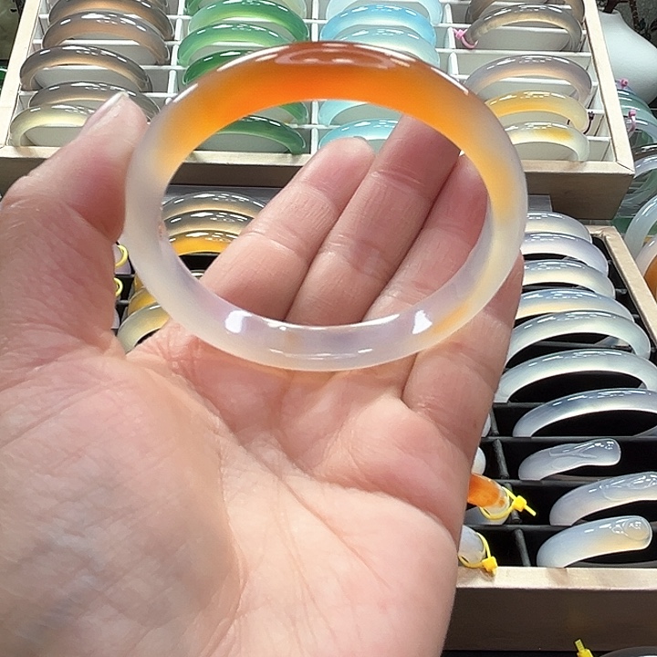 玛瑙/玉髓手镯未镶嵌53  54