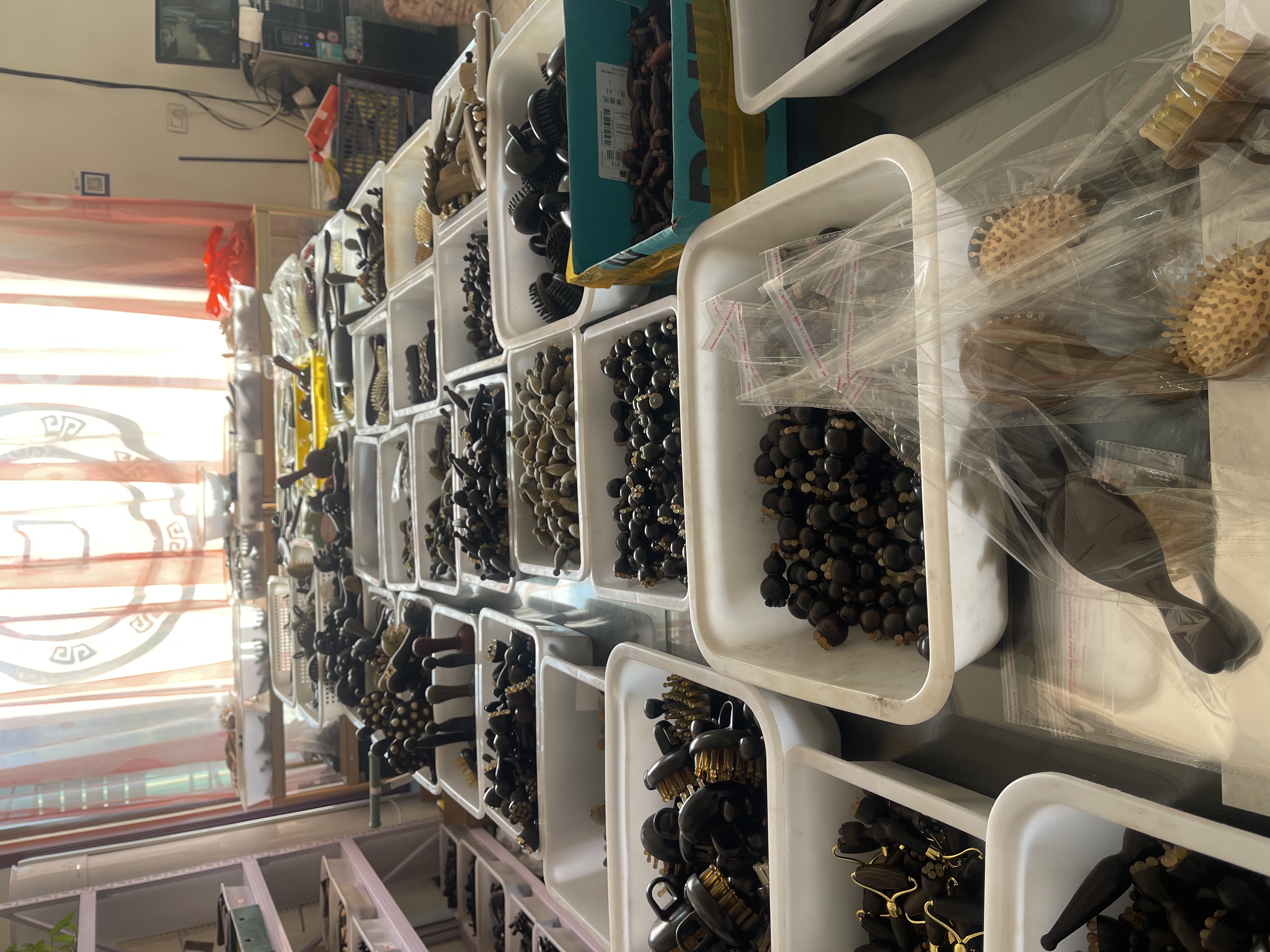 一物一拍绿檀木紫光檀木木梳子，气垫梳子