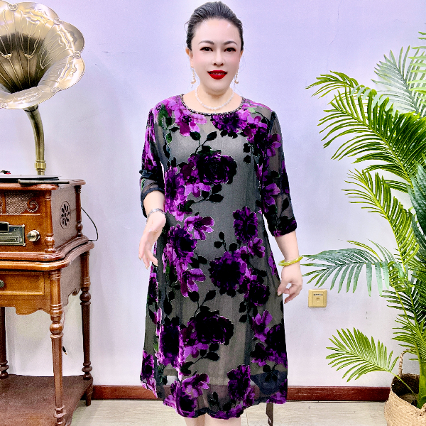 桑蚕丝连衣裙时尚高档减龄宽松大码妈妈装43A1969