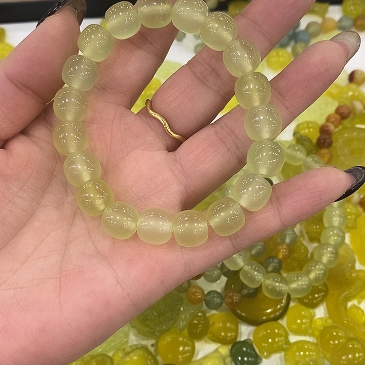 蛇纹石玉合金颈饰