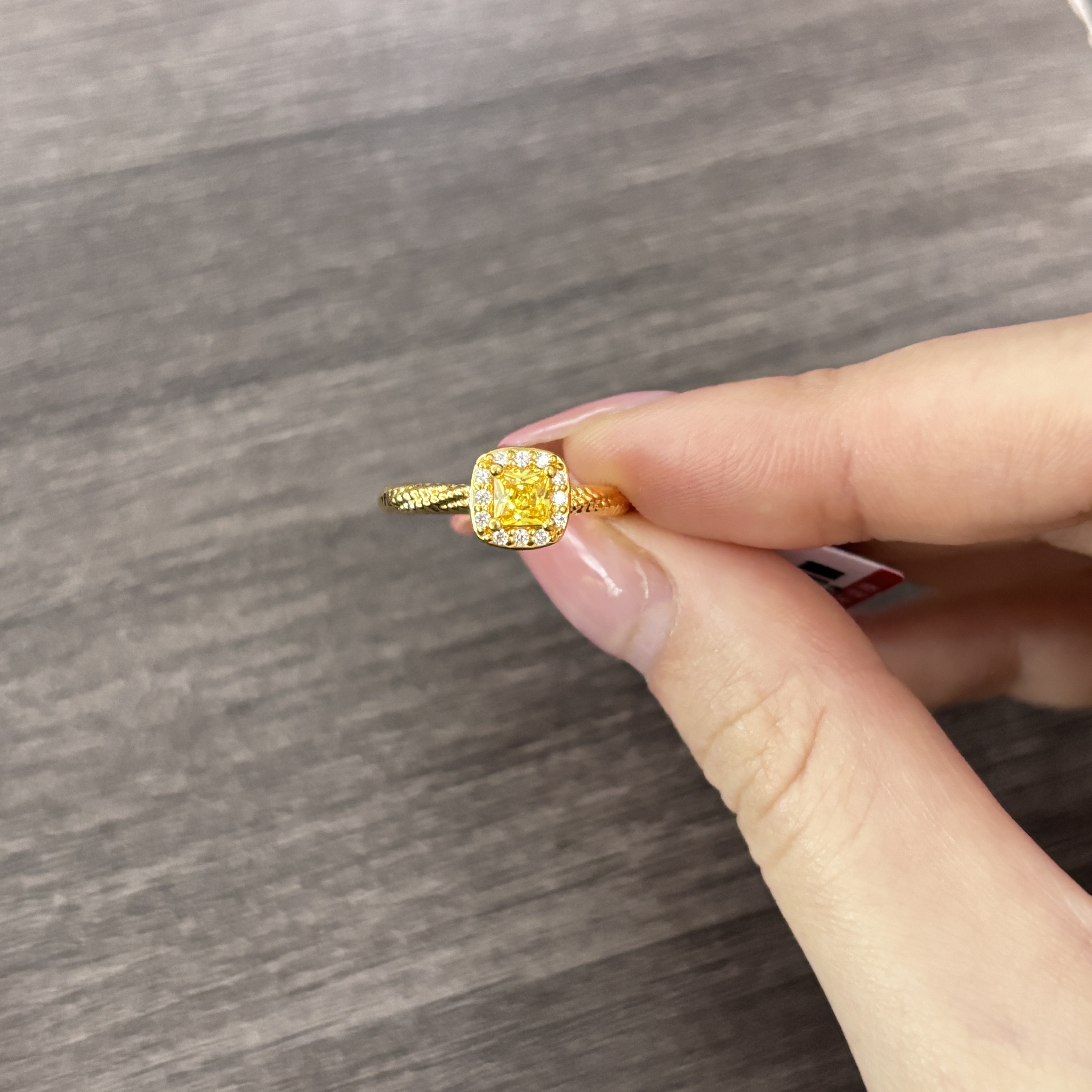 婷婷【足金999）黄方糖戒指 6D工艺（款号82HHL3214）