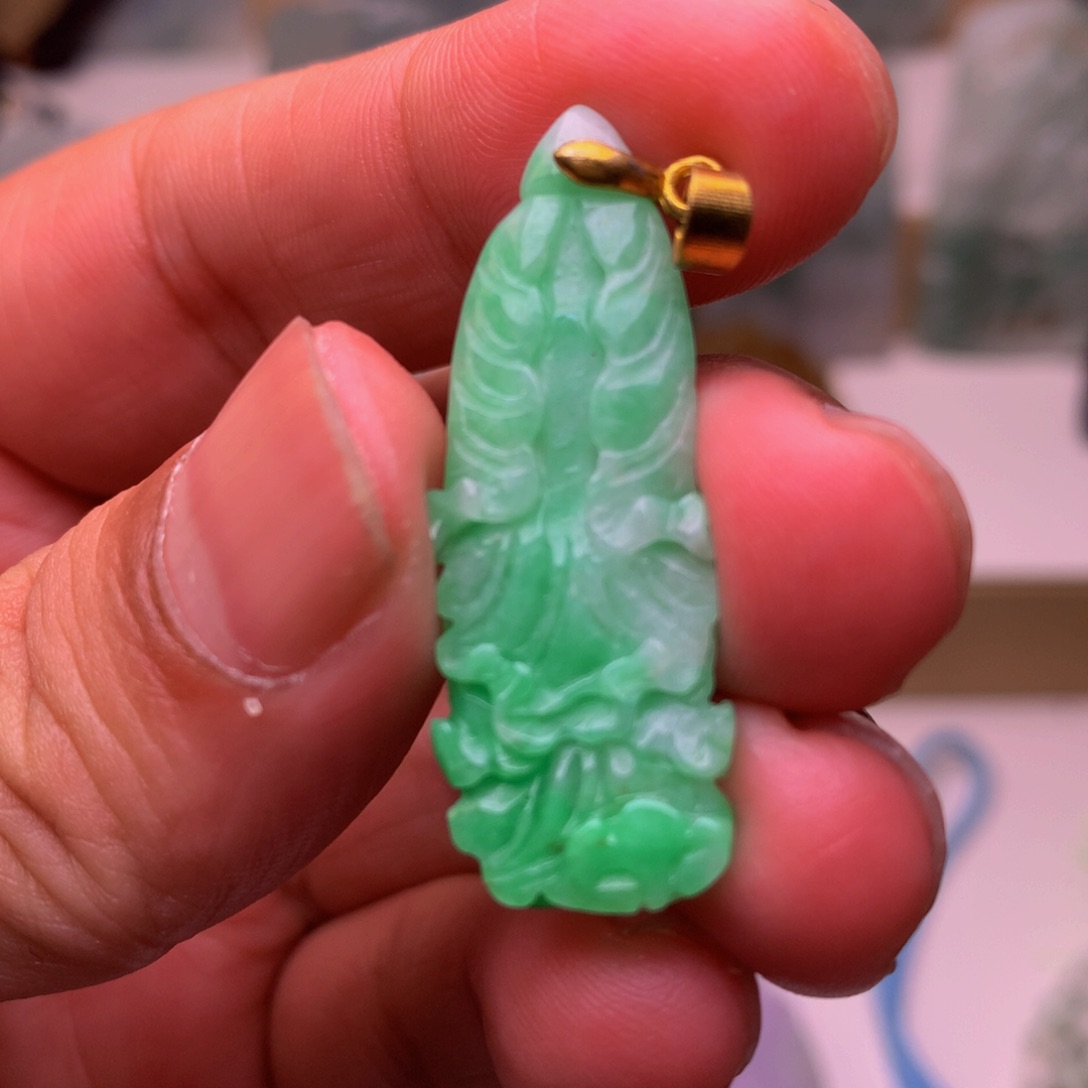 翡翠未镶嵌颈饰天然