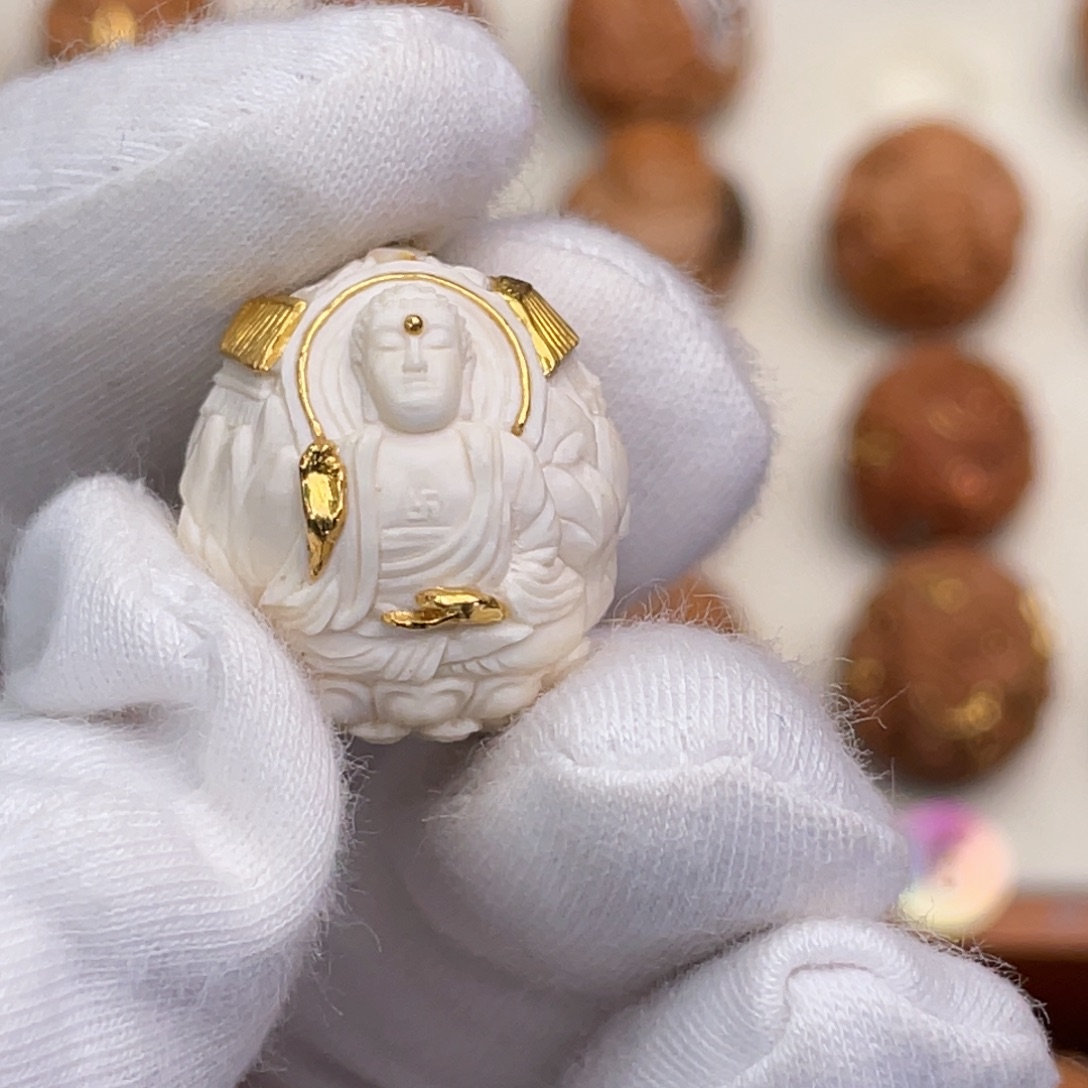 吊坠猴头核桃阿弥陀佛黄财神