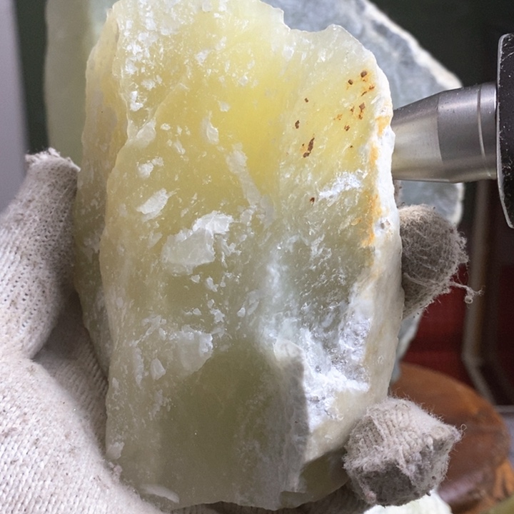 蛇纹石玉珠宝岫玉原石未镶嵌家***儿