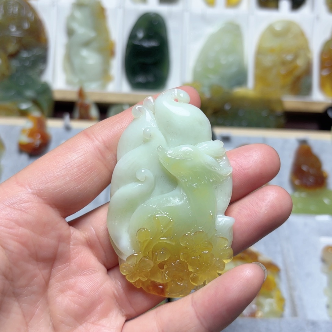 蛇纹石玉吊坠(不含链)未镶嵌