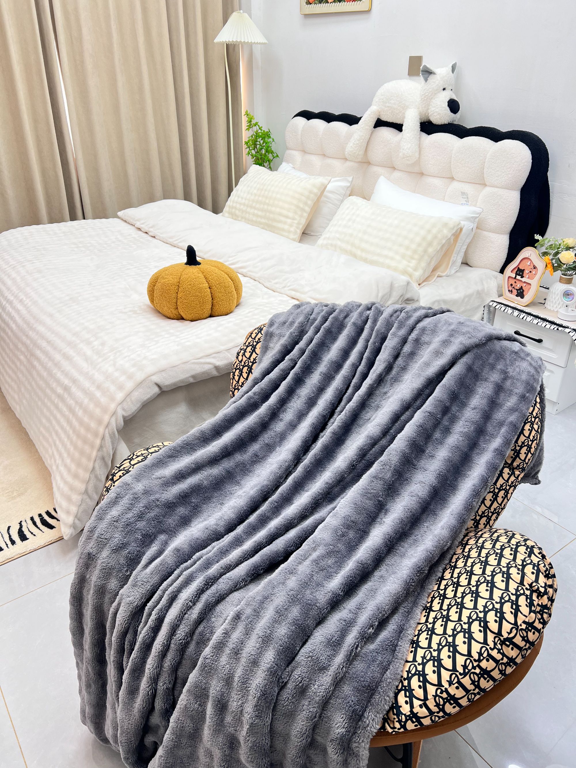 多功能加厚盖毯泡泡绒毯办公室午睡披肩毛毯沙发盖毯冬季床单灰色