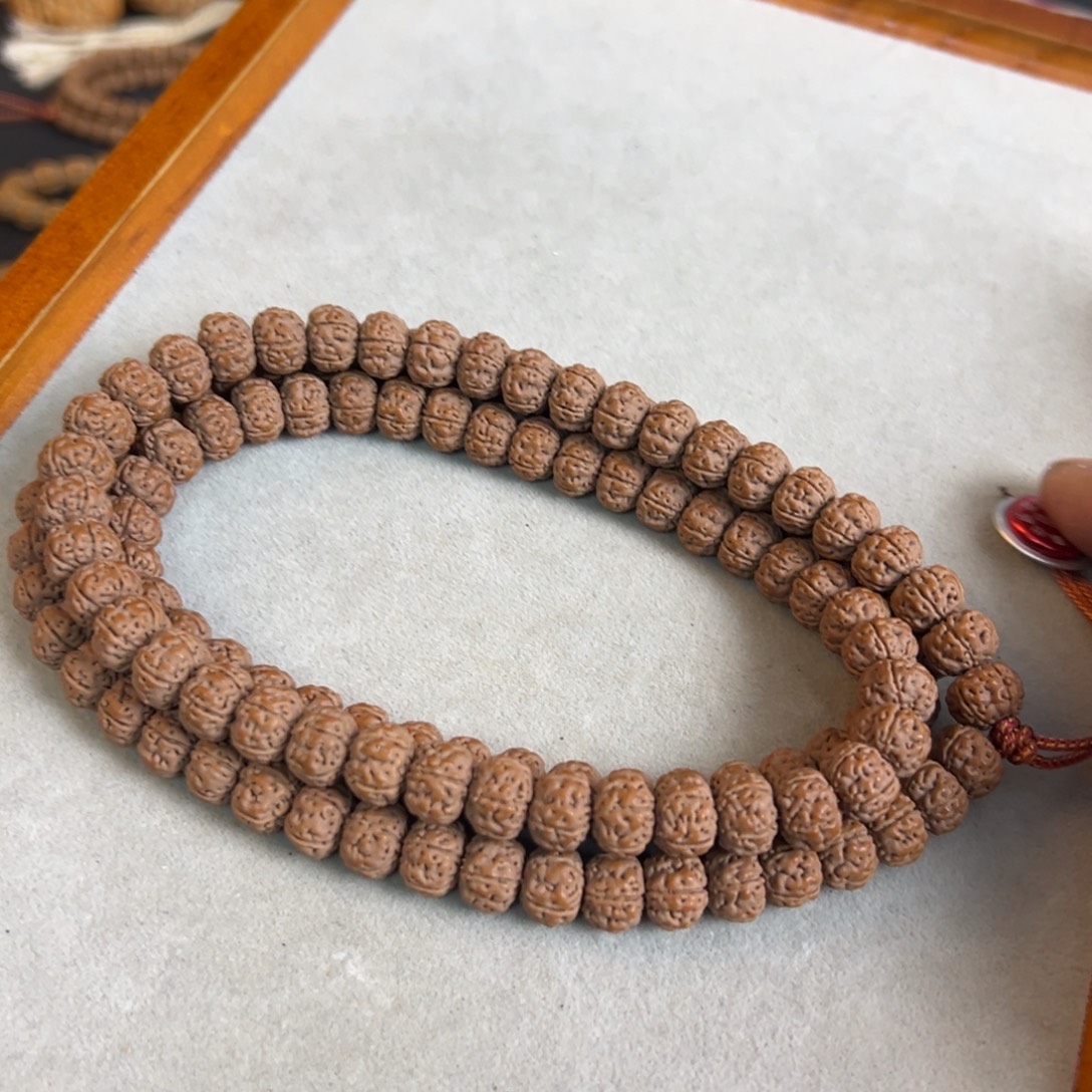 B***C金刚菩提吊坠老树王108尺寸9.8