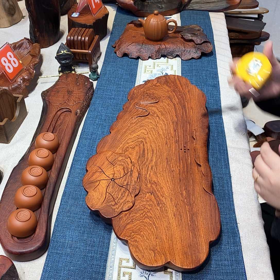 缅甸花梨木荷叶茶盘