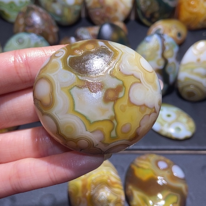 【闪购商品】未镶嵌玛瑙/玉髓珠宝奇石f