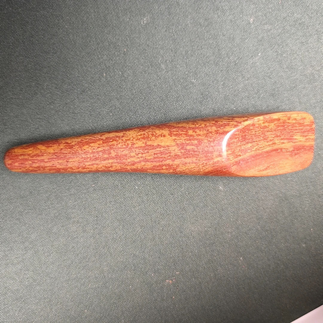 泗滨砭石原石点穴按摩棒家用工具按摩器