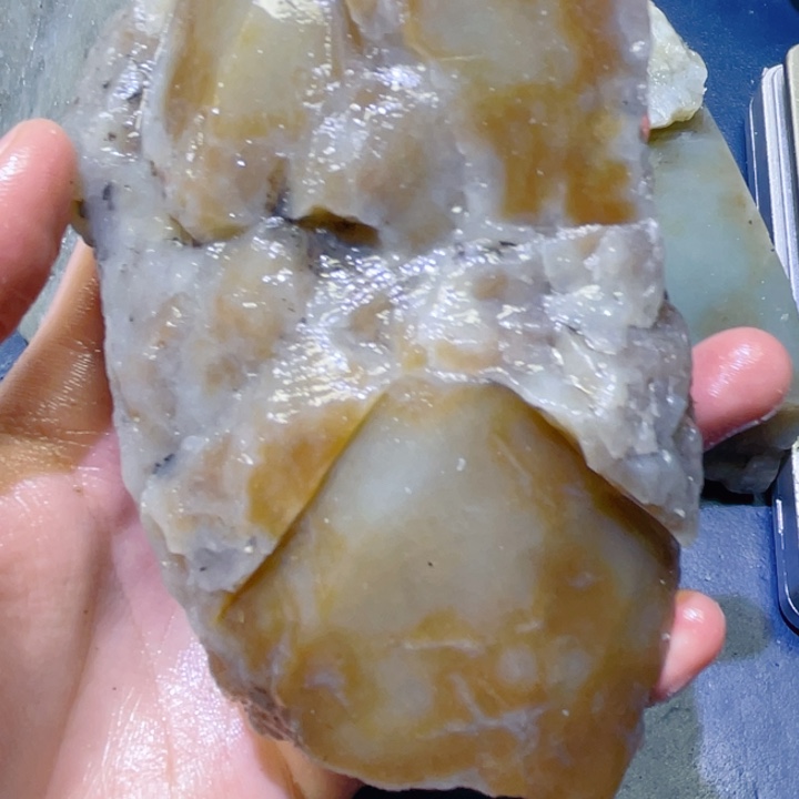 和田玉未镶嵌珠宝半成品