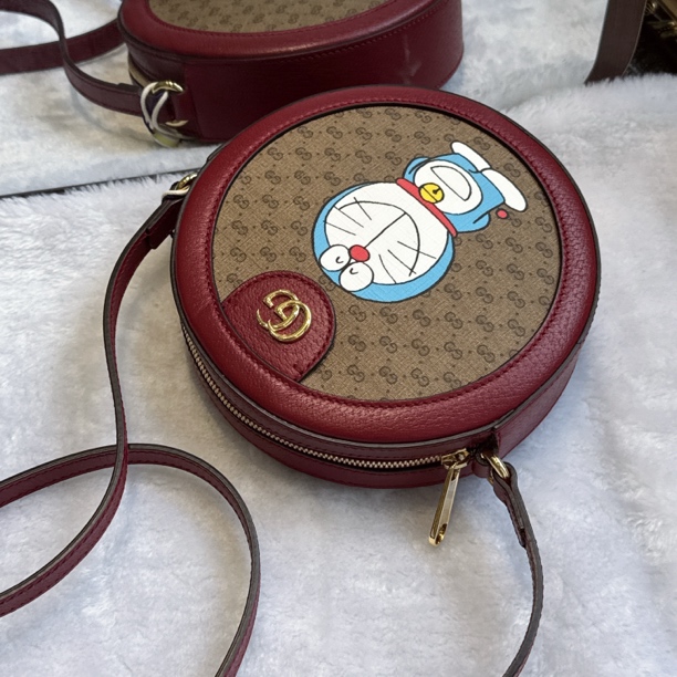 95新 GUCCI/古驰 圆饼斜挎包