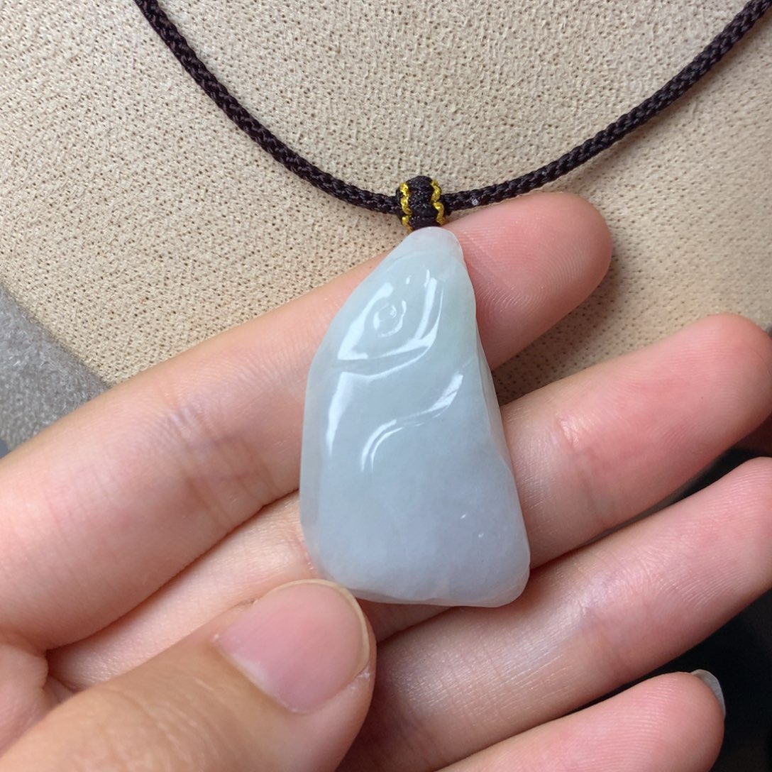 翡翠未镶嵌颈饰吊坠