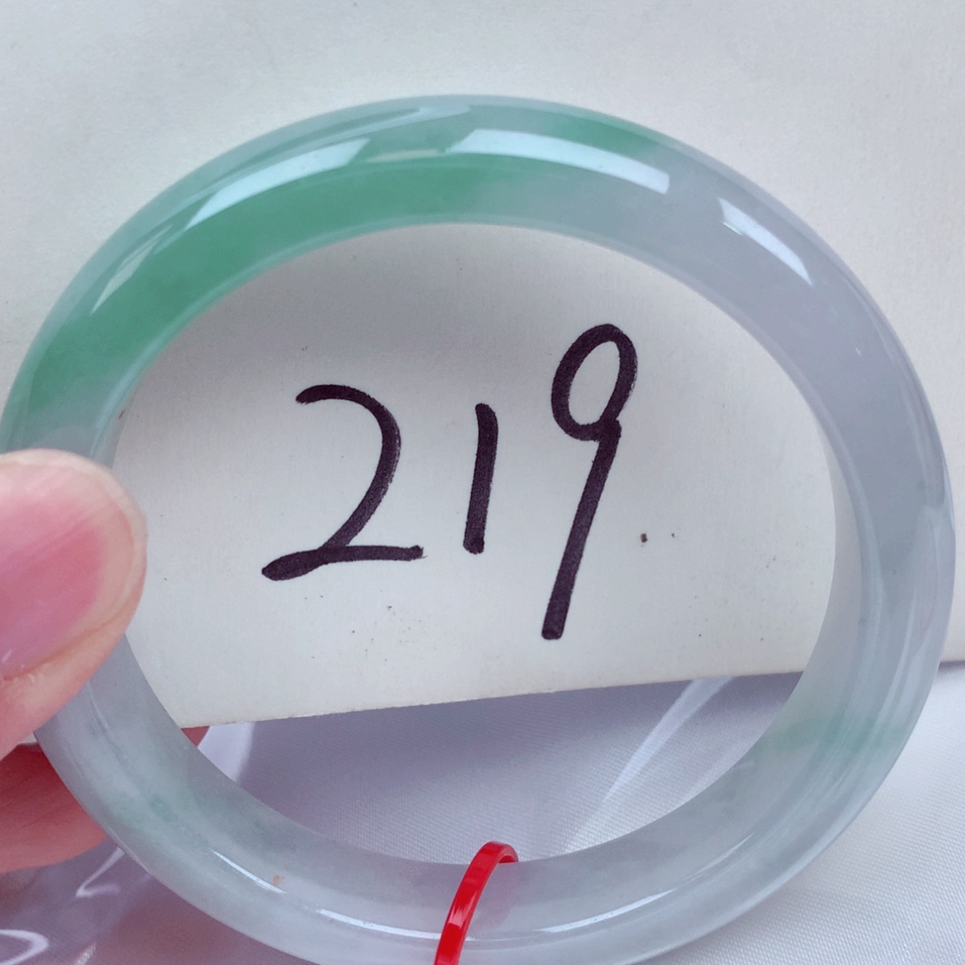 翡翠未镶嵌手镯翡翠