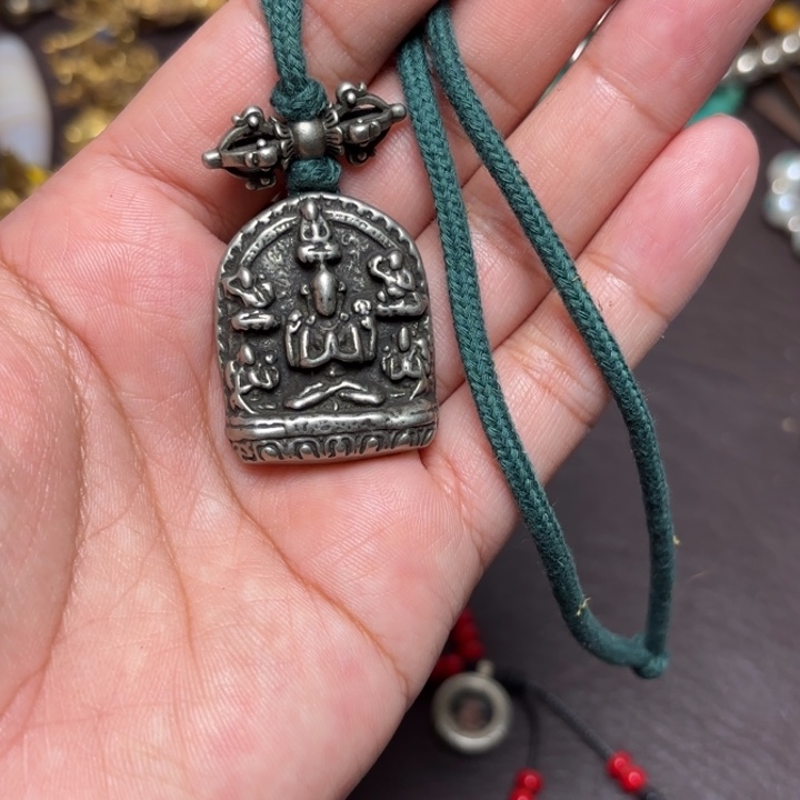 玻璃颈饰藏传喜马拉雅