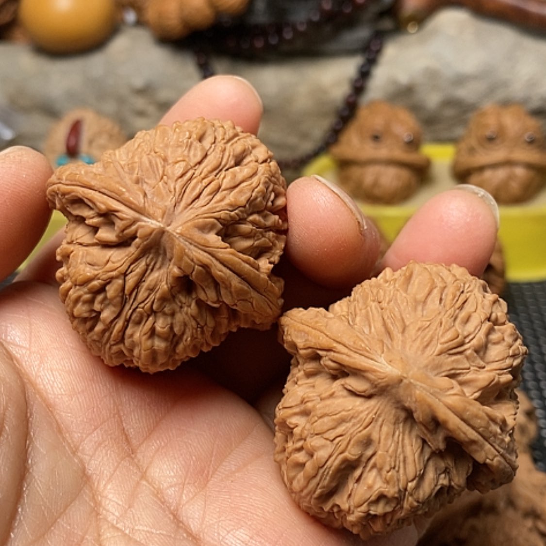 【闪购商品】把件文玩核桃全品红皮南疆