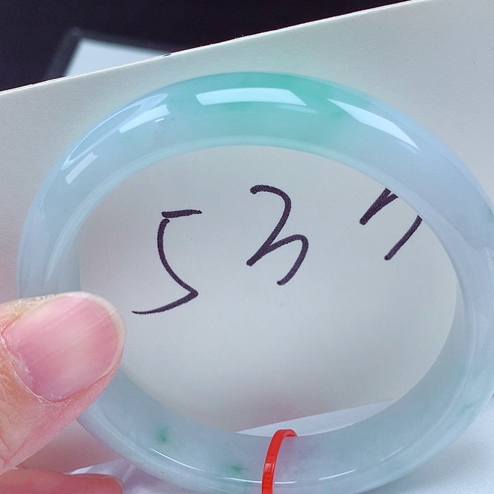 翡翠未镶嵌手镯翡翠